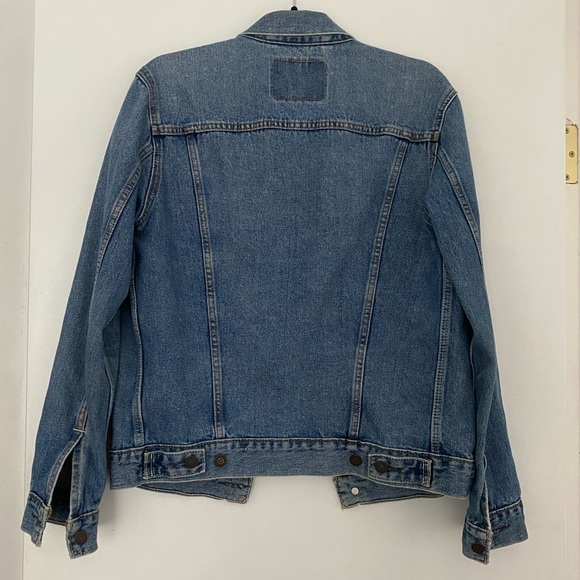 Levi’s Denim Jacket - Picture 2 of 3